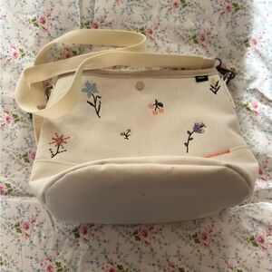 Vans Cream Crossbody Bag with Floral Embroidery